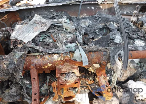 2005 Scion Tc из США, поврежденный, VIN JTKDE167150027348